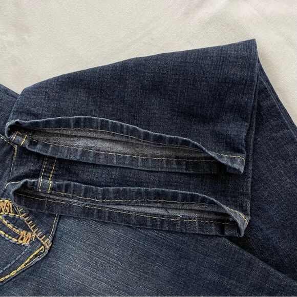 PARIS BLUES Size 13 Juniors - Distressed Bootcut Blue Jeans - embroidered pocket - Picture 16 of 16